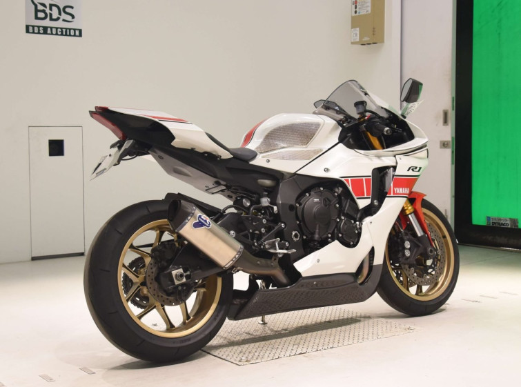 Мотоцикл Yamaha YZF-R1 с пробегом 28830 km