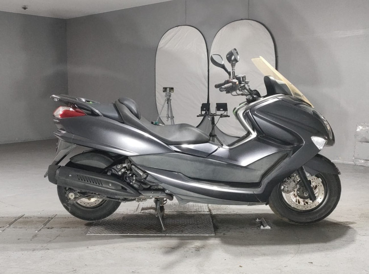 Мотоцикл Yamaha MAJESTY 250 с пробегом 63658 km