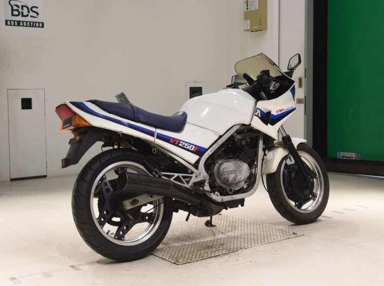 Мотоцикл Honda VT250FE с пробегом 56145 km