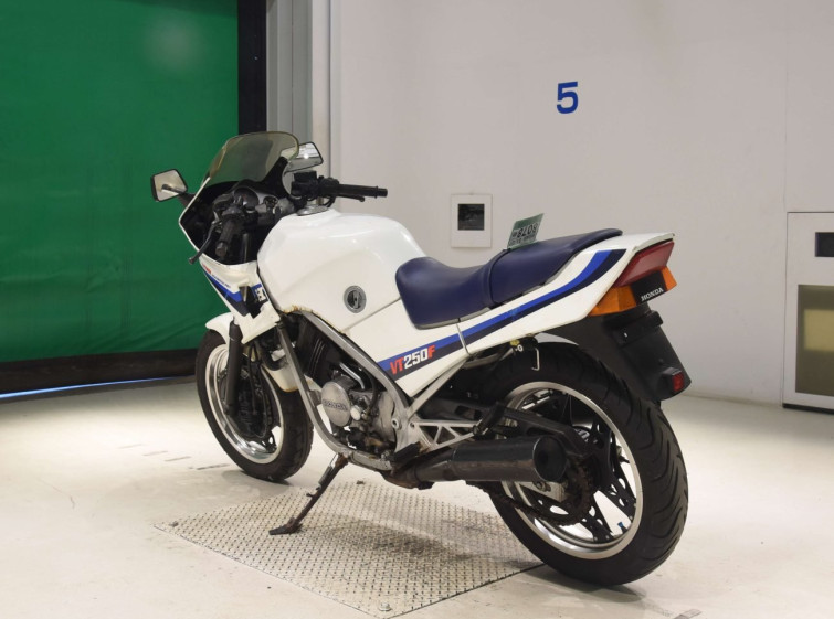 Мотоцикл Honda VT250FE с пробегом 56145 km