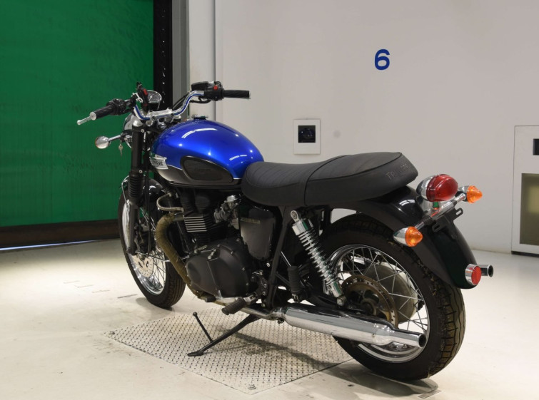 Мотоцикл Triumph BONNEVILLE с пробегом 3366 km