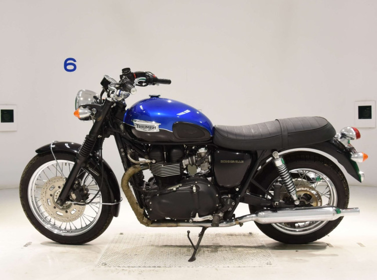 Мотоцикл Triumph BONNEVILLE с пробегом 3366 km