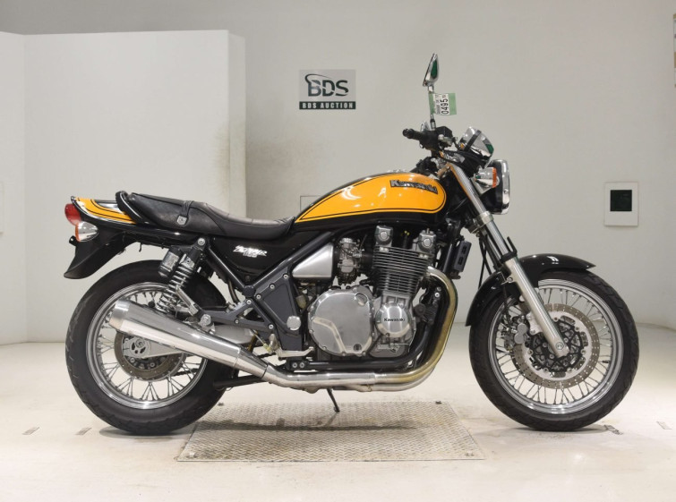 Мотоцикл Kawasaki ZEPHYR1100RS с пробегом 2380 km