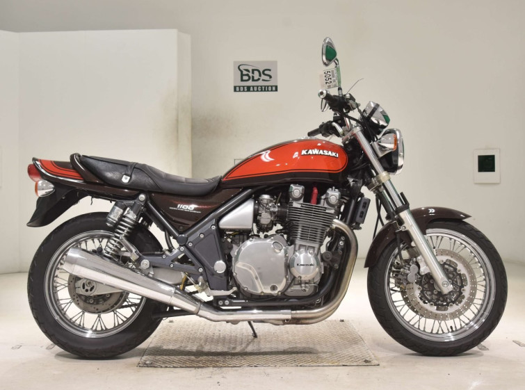 Мотоцикл Kawasaki ZEPHYR1100RS с пробегом 1930 km