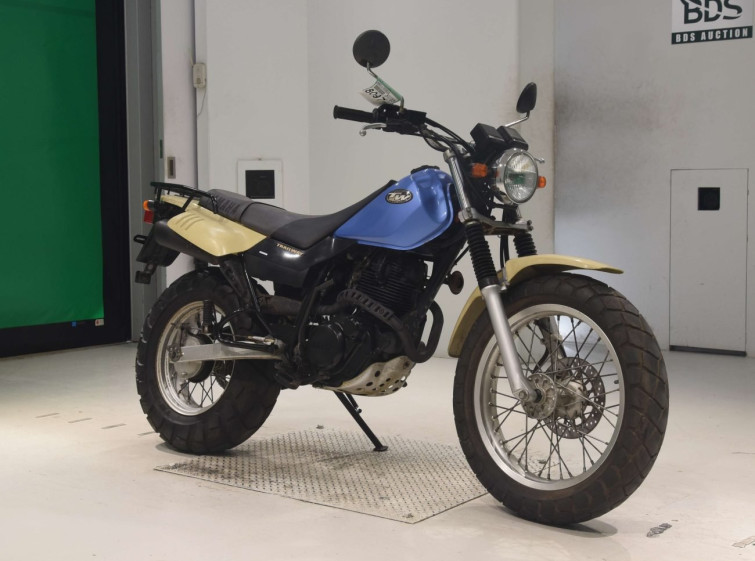 Мотоцикл Yamaha TW200E з пробігом 9695 km