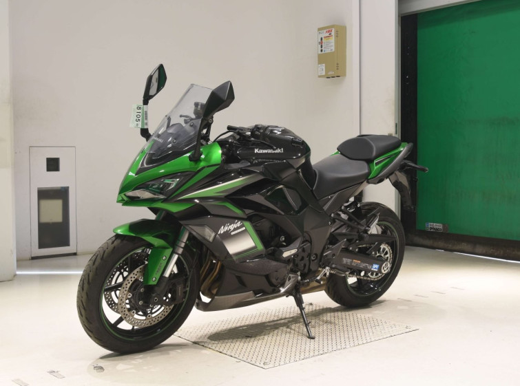 Мотоцикл Kawasaki ninja 1000 sx с пробегом 32043 km