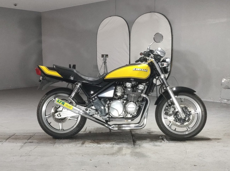 Мотоцикл Kawasaki ZEFAR 550 с пробегом 43905 km