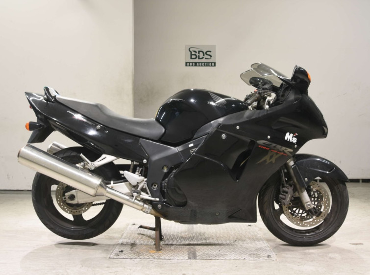 Мотоцикл Honda CBR1100XX BLACKBIRD з пробігом 66487 km