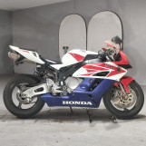 Мотоцикл Honda CBR1000RR с пробегом 58200 km