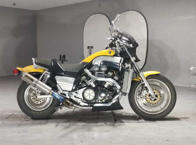 Мотоцикл Yamaha V-MAX1200 з пробігом 34164 m