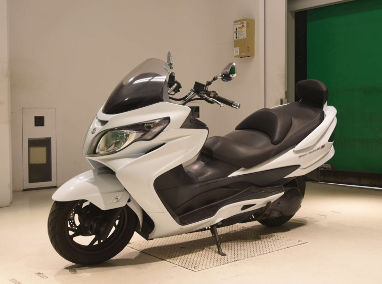 Мотоцикл Suzuki SKYWAVE 250S з пробігом 38182 km