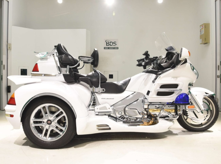 Мотоцикл Honda GL1800 TRIKE с пробегом 33358 km
