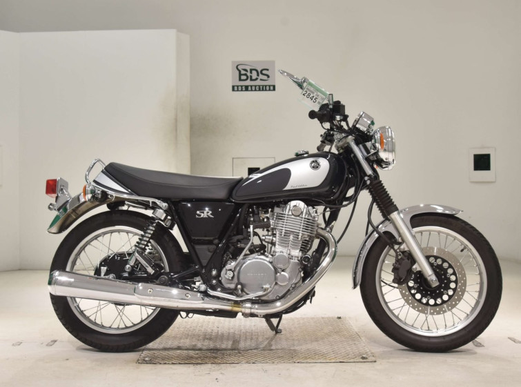 Мотоцикл Yamaha SR400 з пробігом 7499 km