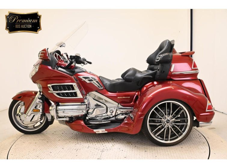 Мотоцикл Honda GL1800 TRIKE с пробегом 32669 km