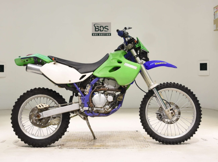 Мотоцикл Kawasaki KLX250 с пробегом 15116 km