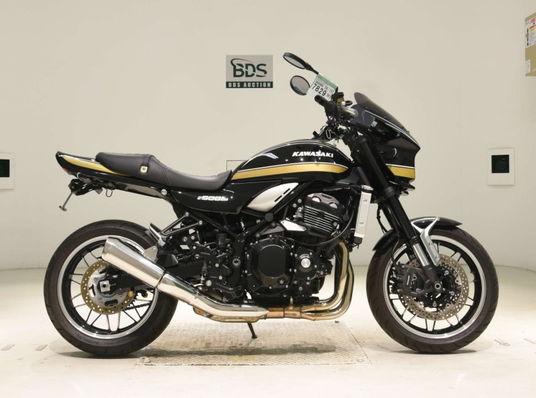 Мотоцикл Kawasaki Z900RS з пробігом 6129 km