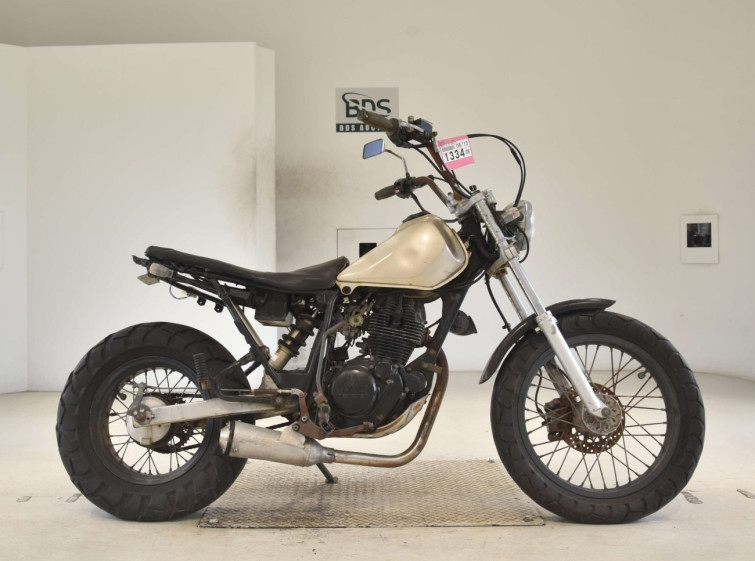 Мотоцикл Yamaha TW200E з пробігом 26224 km