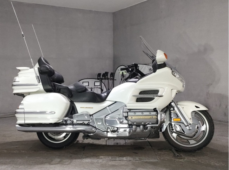Мотоцикл Honda GL1800 з пробігом 70380 km