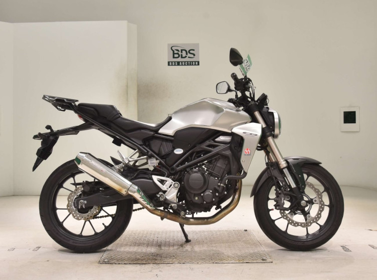Мотоцикл Honda CB250RA с пробегом 73198 km
