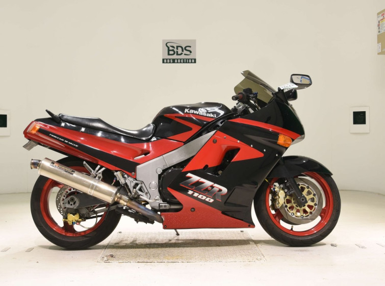 Мотоцикл Kawasaki ZZ-R1100 с пробегом 45689 km