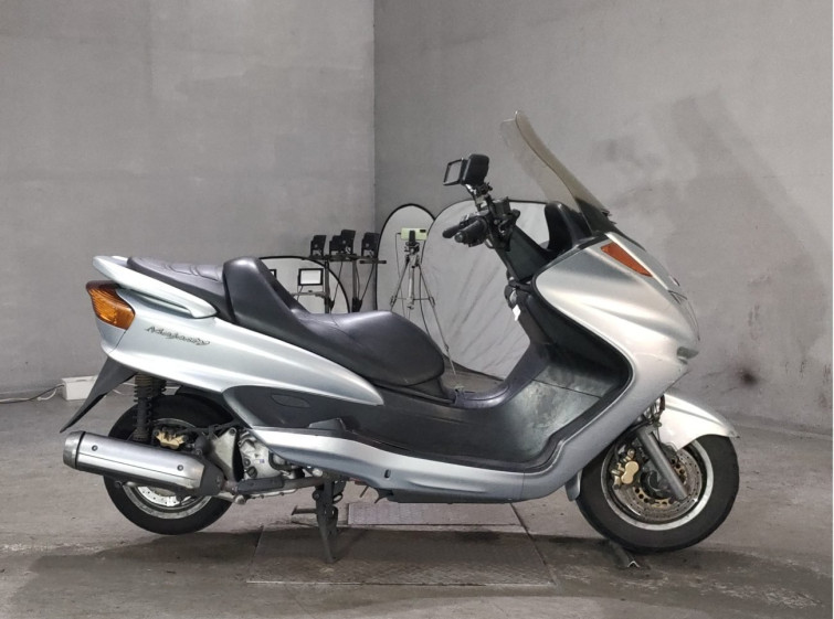 Мотоцикл Yamaha MAJESTY 250 с пробегом 65666 km