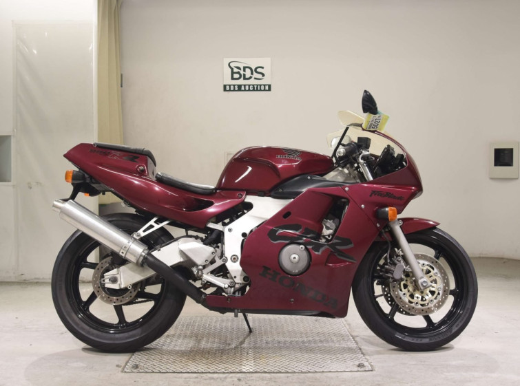 Мотоцикл Honda CBR250RR с пробегом 15987 km