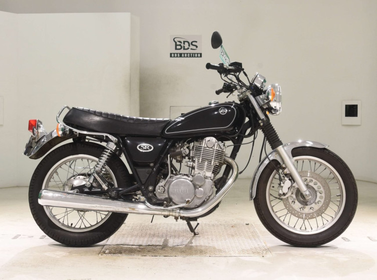 Мотоцикл Yamaha SR400 з пробігом 12151 km