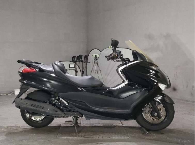 Мотоцикл Yamaha MAJESTY 250 с пробегом 52477 km