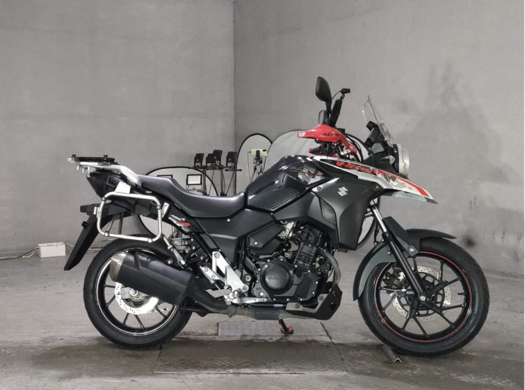 Мотоцикл Suzuki V-STROM DL250 з пробігом 23132 km