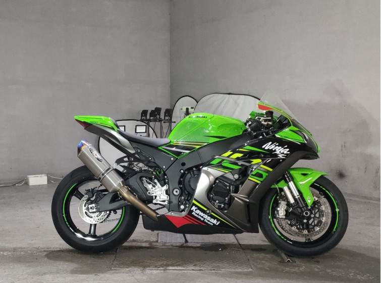 Мотоцикл Kawasaki NINJA ZX-10R з пробігом 2144 km