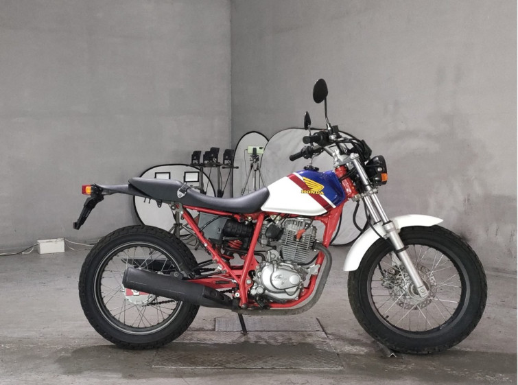 Мотоцикл Honda FTR223 с пробегом 2187 km