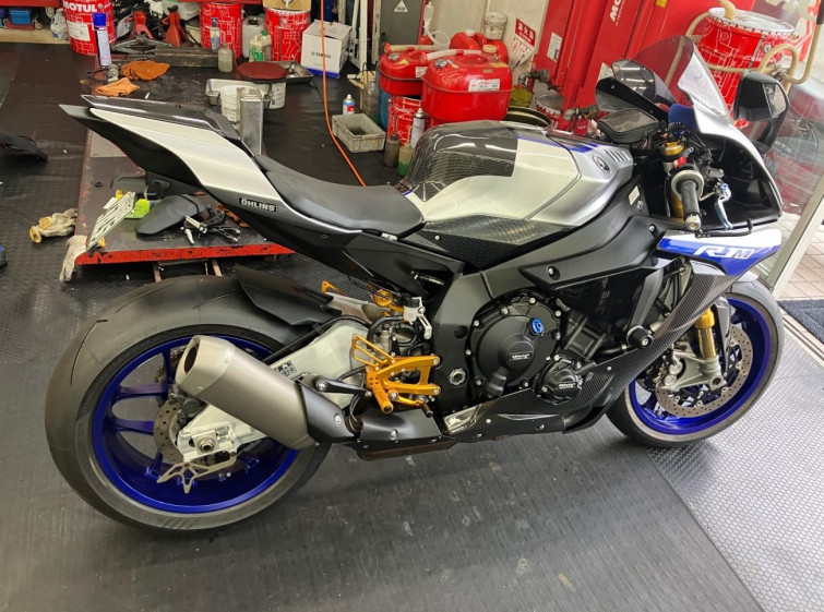 Мотоцикл Yamaha YZF-R1M с пробегом 12702 km