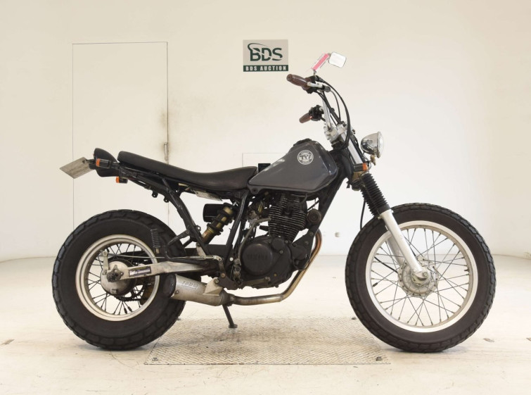 Мотоцикл Yamaha TW200 с пробегом 12710 km