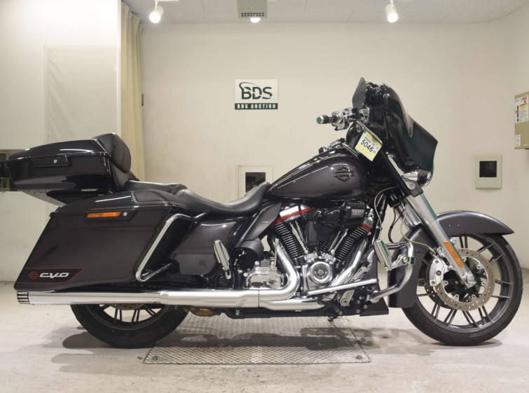 Мотоцикл HD STREET GLIDE FLHXSE1920 CVO с пробегом 16369 km