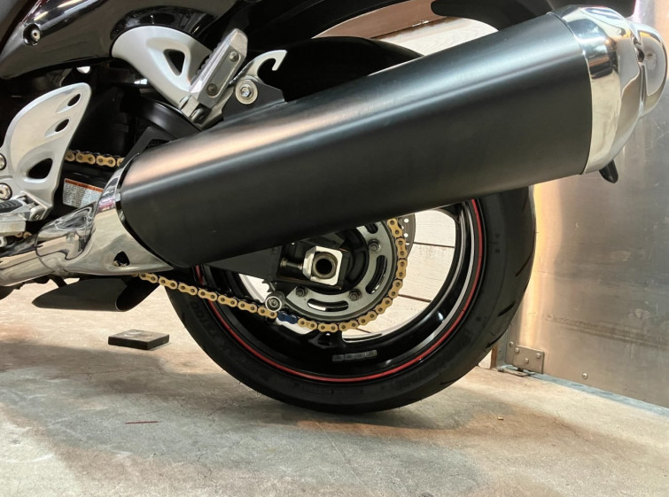 Мотоцикл Suzuki GSX1300R HAYABUSA с пробегом 29929 km