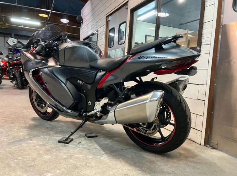 Мотоцикл Suzuki GSX1300R HAYABUSA с пробегом 10672 km