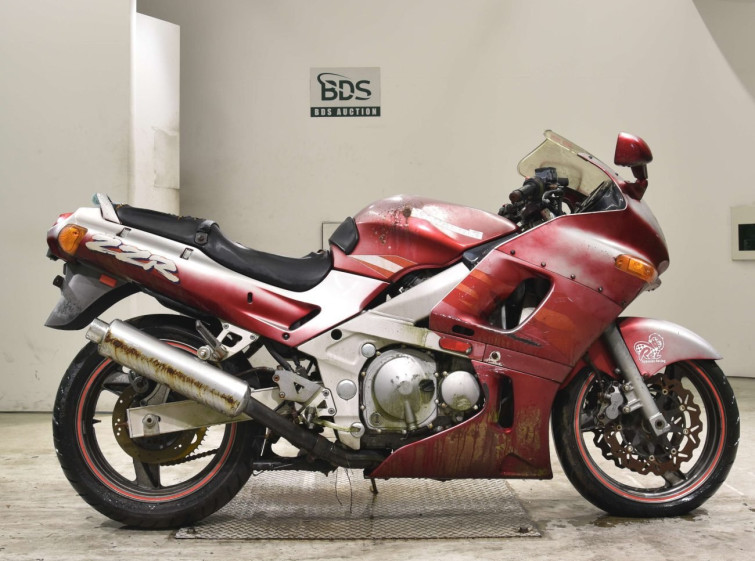 Мотоцикл Kawasaki ZZ-R400 с пробегом 53681 km