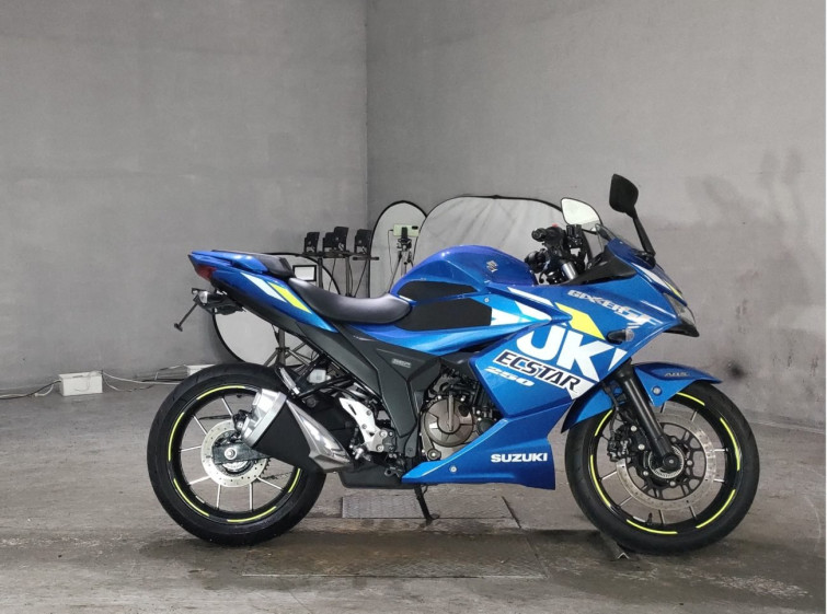 Мотоцикл Suzuki GIXXER250SF з пробігом 2124 km