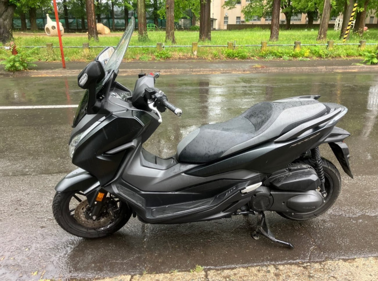 Мотоцикл Honda FORZA з пробігом 25576 km