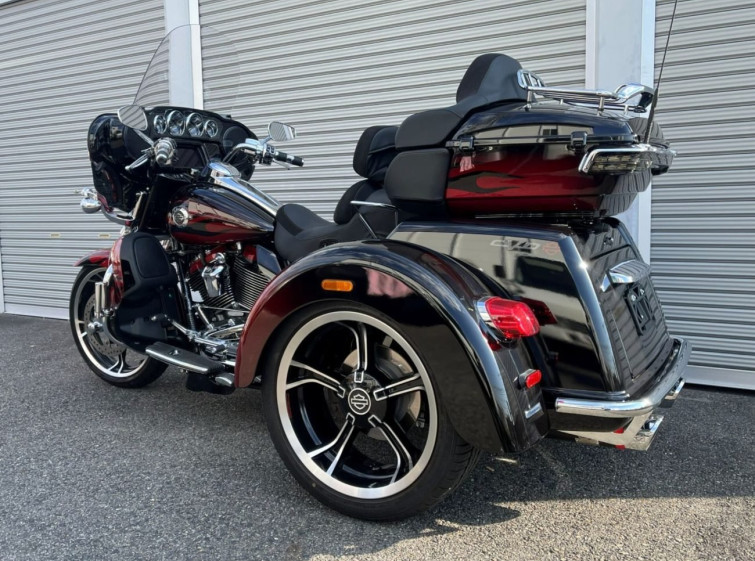 Мотоцикл HD ELECTRA GLIDE FLHTKSE1920 з пробігом 4641 km