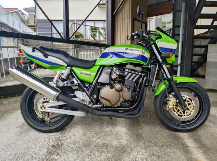 Мотоцикл Kawasaki ZRX1200R з пробігом 7106 km