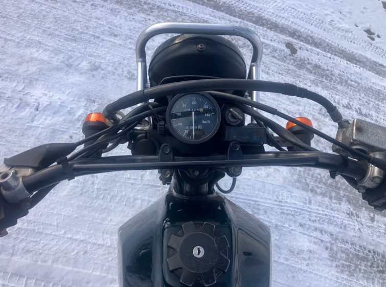 Мотоцикл Suzuki DF200E з пробігом 9328 km