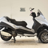 Мотоцикл Piaggio MP3250