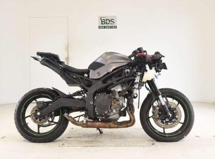 Мотоцикл Kawasaki ZX-4RR