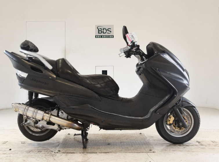 Мотоцикл Yamaha MAJESTY 250 з пробігом 32981 km