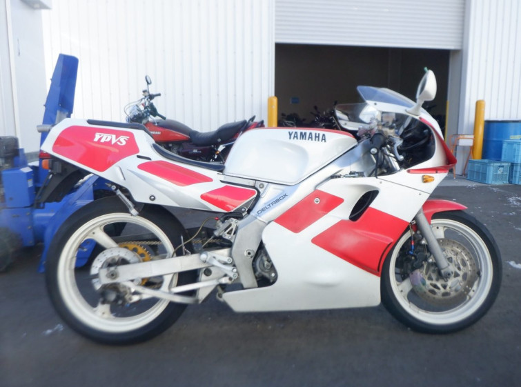 Мотоцикл Yamaha TZR250 з пробігом 19425 km