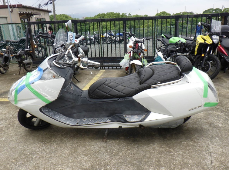 Мотоцикл Yamaha MAXAM250