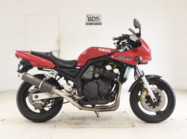 Мотоцикл Yamaha FZ400