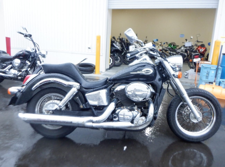 Мотоцикл Honda SHADOW400