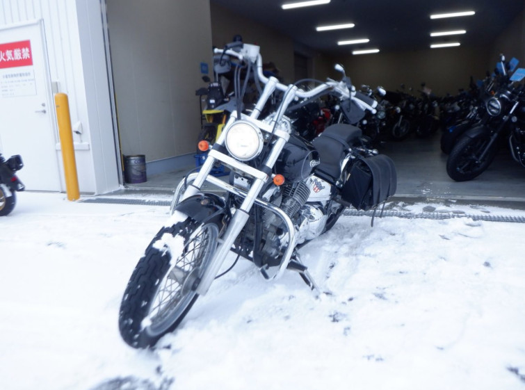 Мотоцикл Yamaha DRAGSTAR XVS400 з пробігом 27269 km